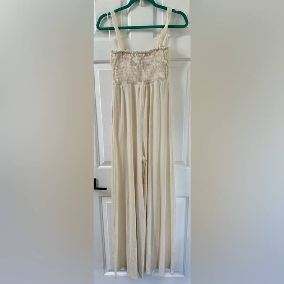NWOT Laila Jayde Cream Jumpsuit - Picture 3 of 4